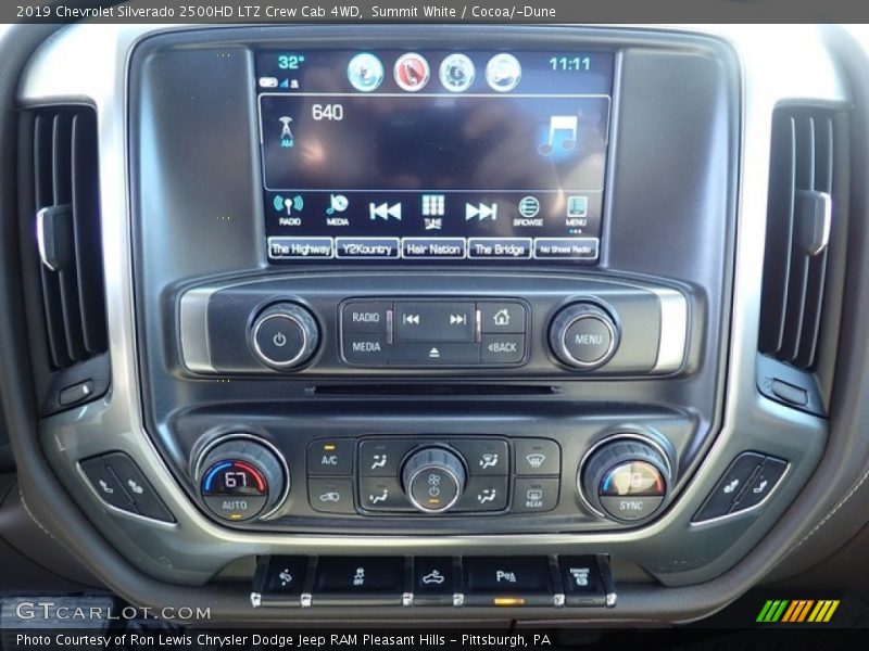 Summit White / Cocoa/­Dune 2019 Chevrolet Silverado 2500HD LTZ Crew Cab 4WD