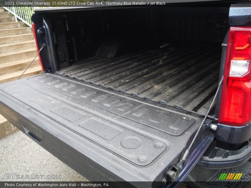 Northsky Blue Metallic / Jet Black 2021 Chevrolet Silverado 2500HD LTZ Crew Cab 4x4