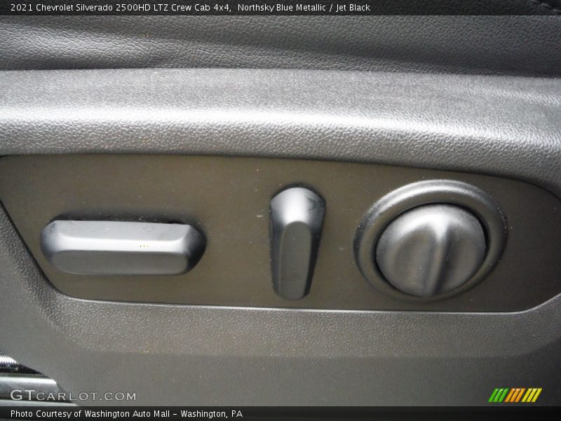 Northsky Blue Metallic / Jet Black 2021 Chevrolet Silverado 2500HD LTZ Crew Cab 4x4