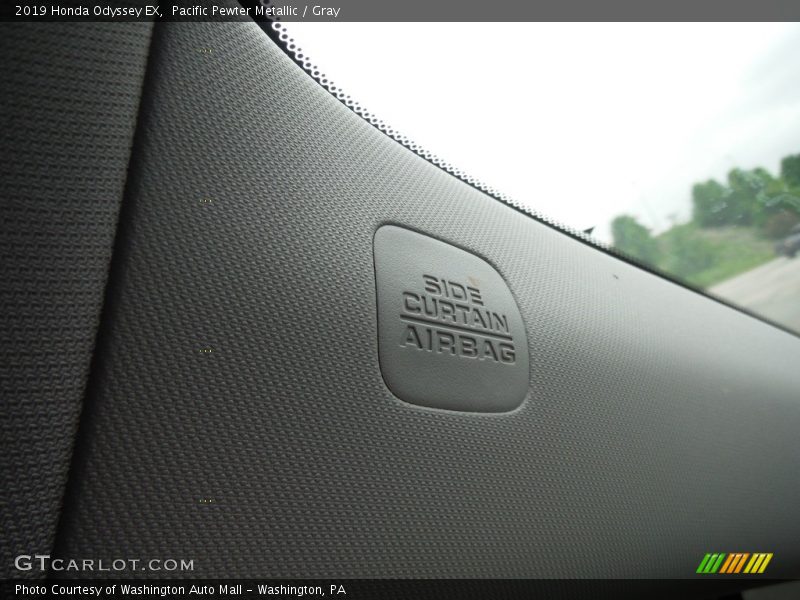 Pacific Pewter Metallic / Gray 2019 Honda Odyssey EX