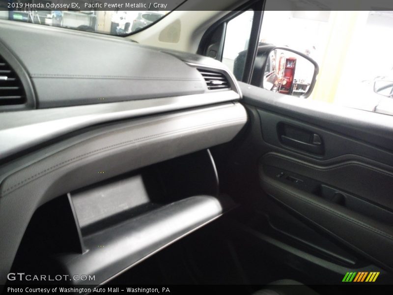 Pacific Pewter Metallic / Gray 2019 Honda Odyssey EX