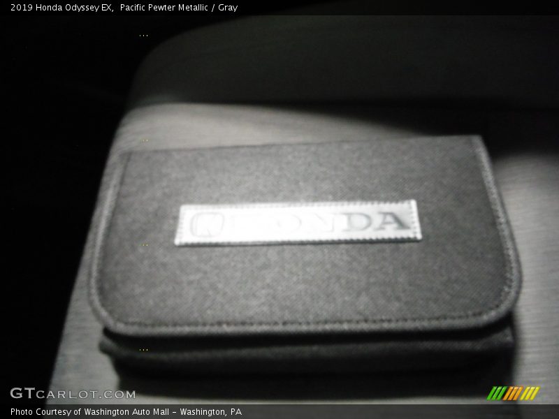 Pacific Pewter Metallic / Gray 2019 Honda Odyssey EX
