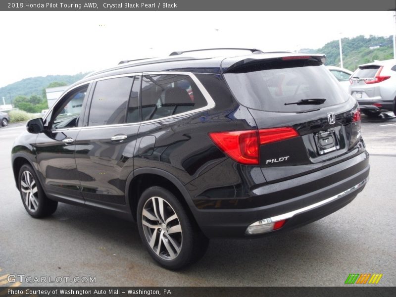 2018 Pilot Touring AWD Crystal Black Pearl