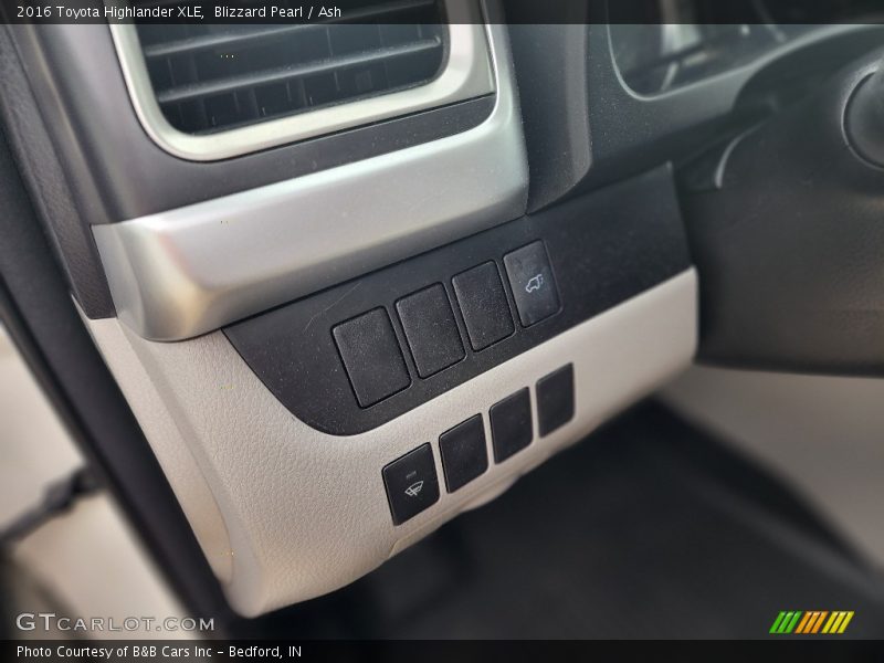 Blizzard Pearl / Ash 2016 Toyota Highlander XLE