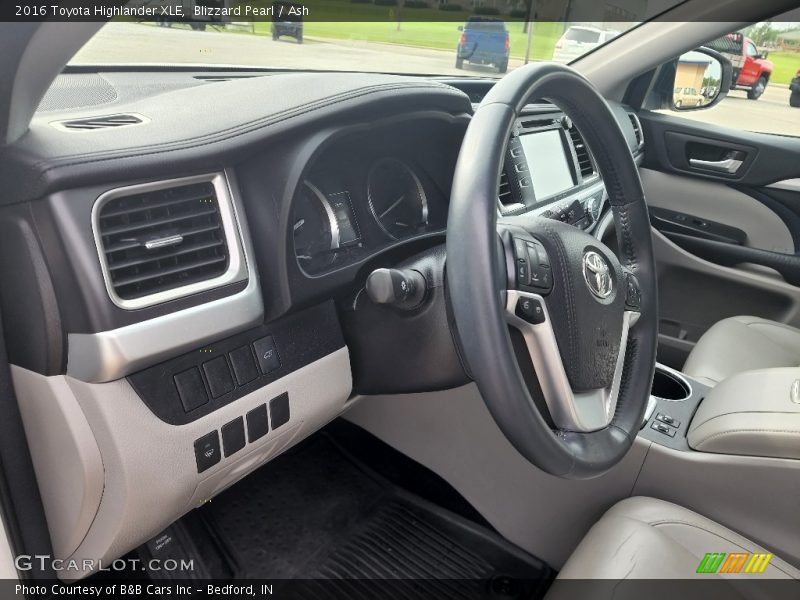 Blizzard Pearl / Ash 2016 Toyota Highlander XLE