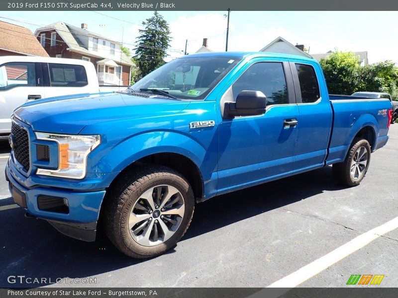 Front 3/4 View of 2019 F150 STX SuperCab 4x4