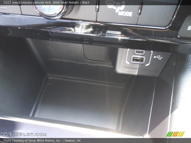 Billet Silver Metallic / Black 2022 Jeep Compass Latitude 4x4