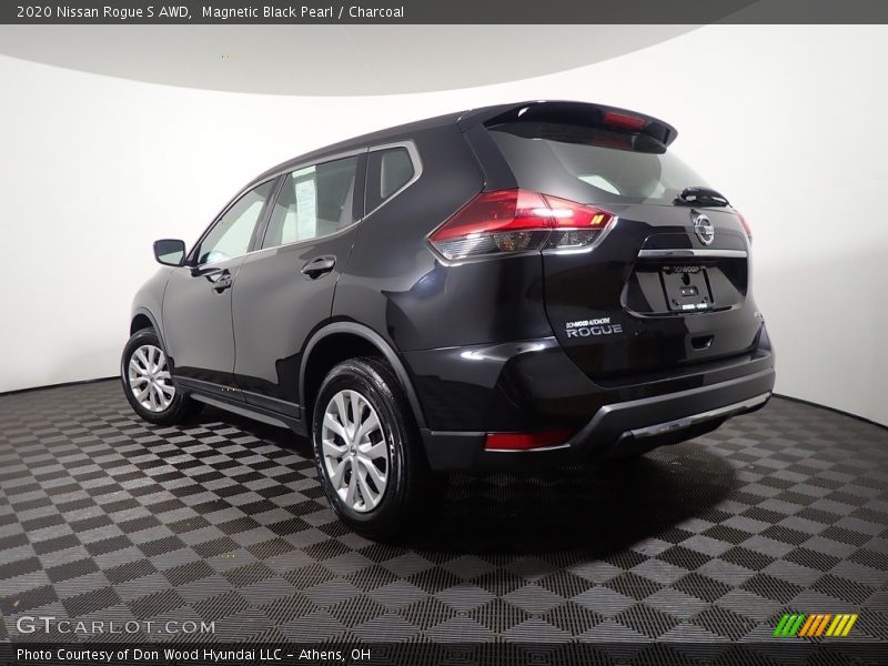 Magnetic Black Pearl / Charcoal 2020 Nissan Rogue S AWD