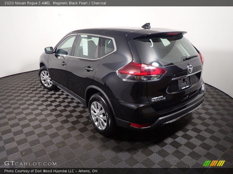 Magnetic Black Pearl / Charcoal 2020 Nissan Rogue S AWD