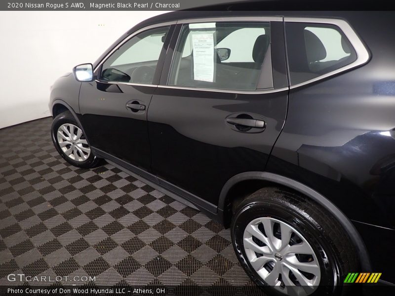 Magnetic Black Pearl / Charcoal 2020 Nissan Rogue S AWD