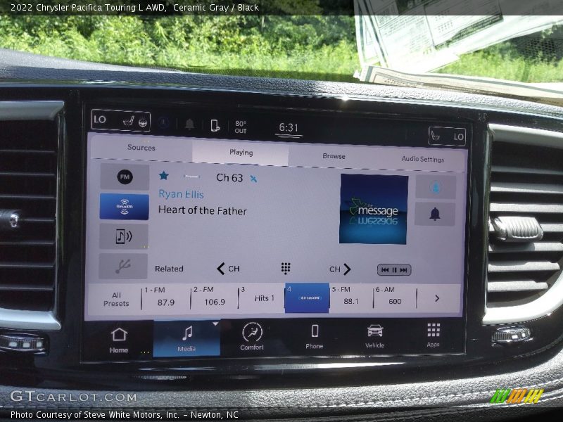 Ceramic Gray / Black 2022 Chrysler Pacifica Touring L AWD