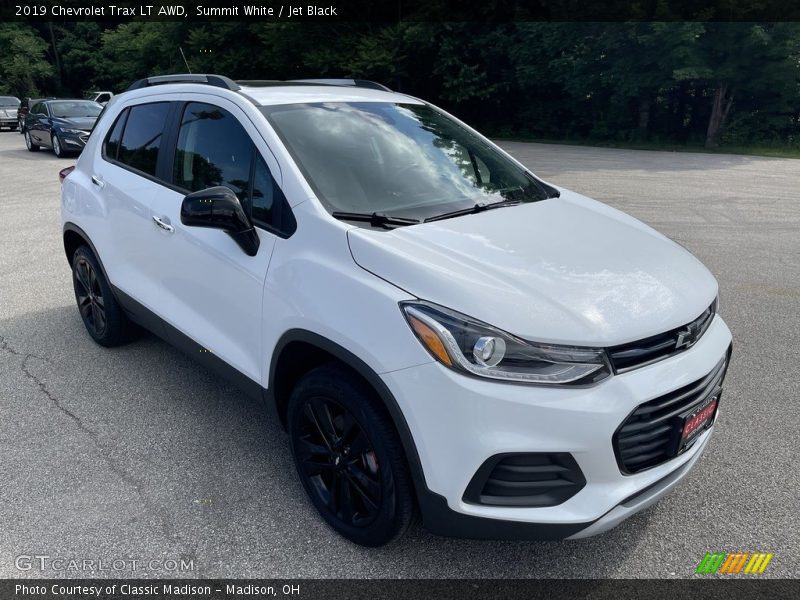 Summit White / Jet Black 2019 Chevrolet Trax LT AWD