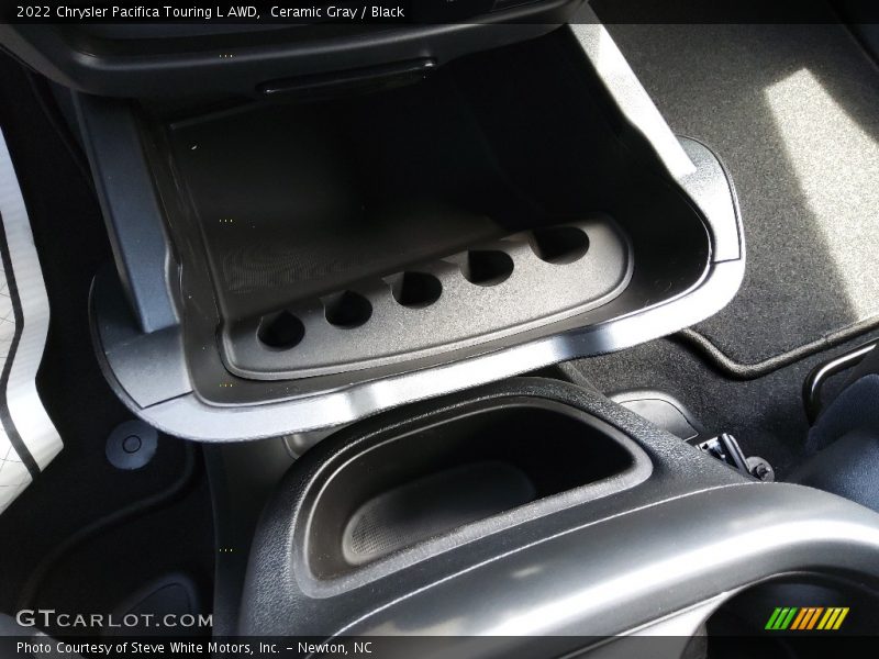 Ceramic Gray / Black 2022 Chrysler Pacifica Touring L AWD