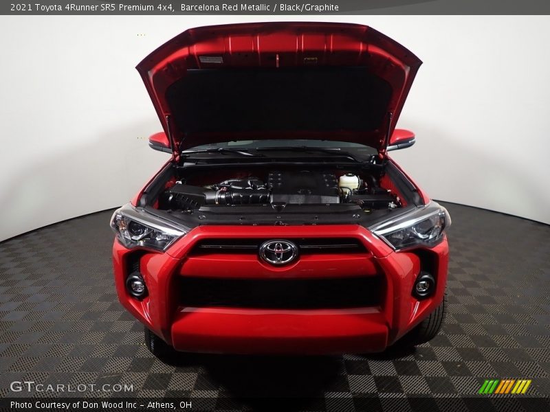 Barcelona Red Metallic / Black/Graphite 2021 Toyota 4Runner SR5 Premium 4x4