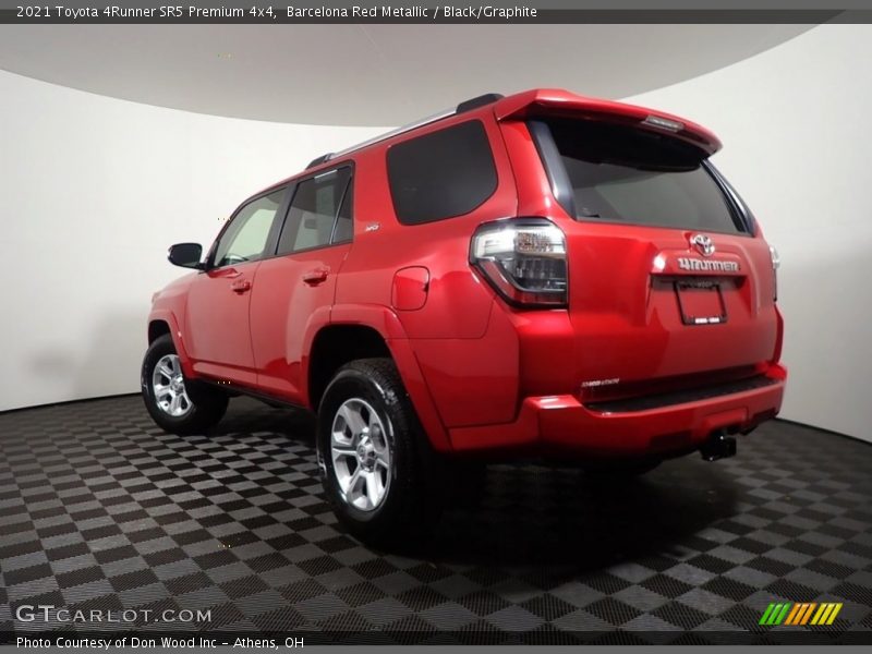 Barcelona Red Metallic / Black/Graphite 2021 Toyota 4Runner SR5 Premium 4x4