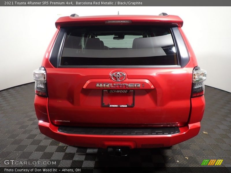 Barcelona Red Metallic / Black/Graphite 2021 Toyota 4Runner SR5 Premium 4x4