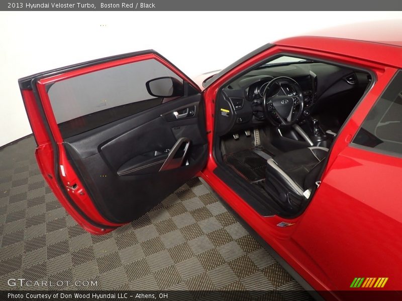 Boston Red / Black 2013 Hyundai Veloster Turbo