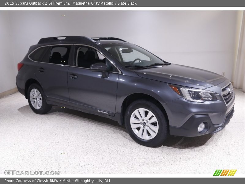 Magnetite Gray Metallic / Slate Black 2019 Subaru Outback 2.5i Premium