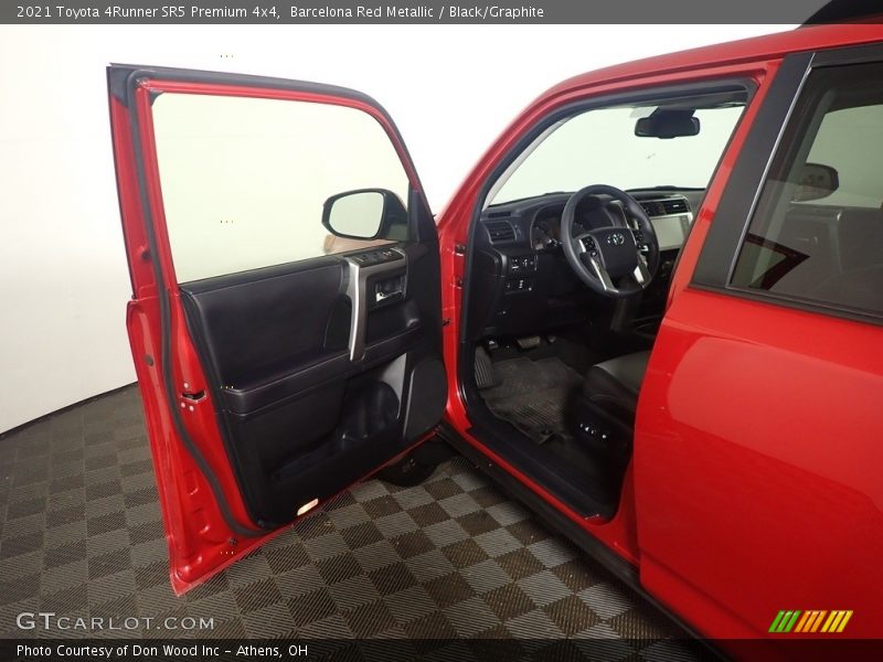 Barcelona Red Metallic / Black/Graphite 2021 Toyota 4Runner SR5 Premium 4x4
