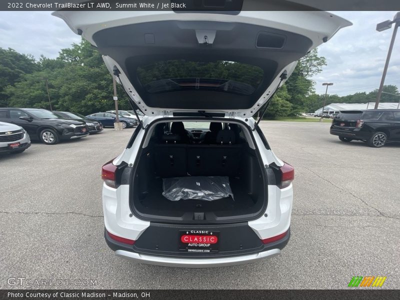 Summit White / Jet Black 2022 Chevrolet TrailBlazer LT AWD