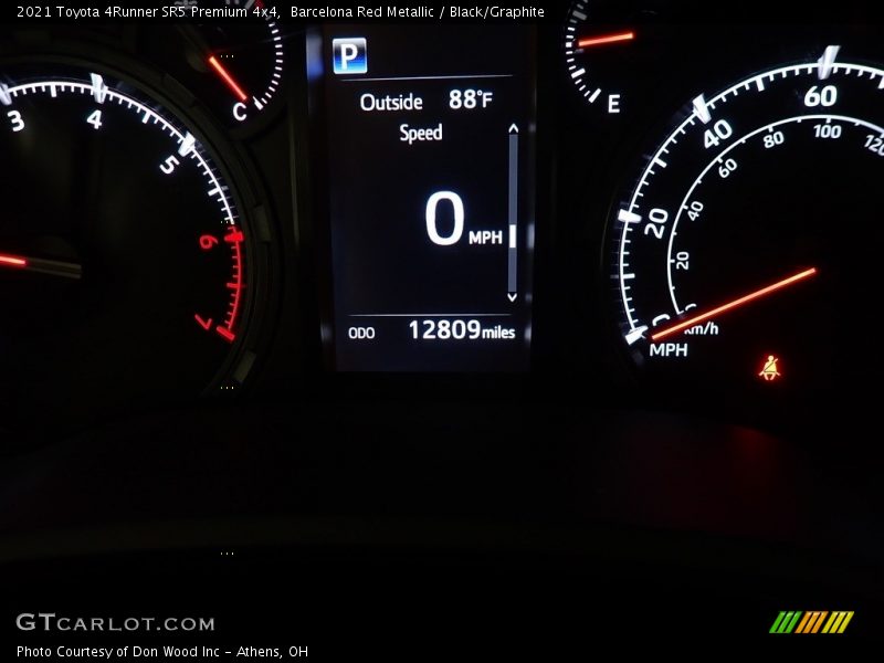 Barcelona Red Metallic / Black/Graphite 2021 Toyota 4Runner SR5 Premium 4x4