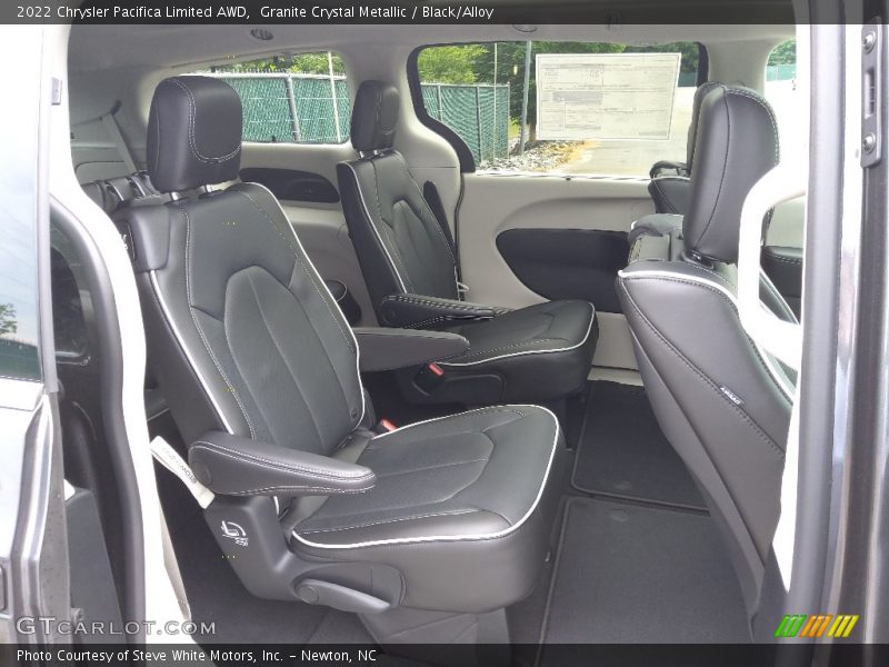 Granite Crystal Metallic / Black/Alloy 2022 Chrysler Pacifica Limited AWD