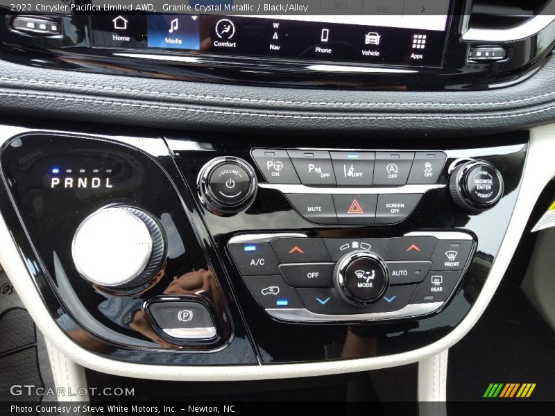 Granite Crystal Metallic / Black/Alloy 2022 Chrysler Pacifica Limited AWD