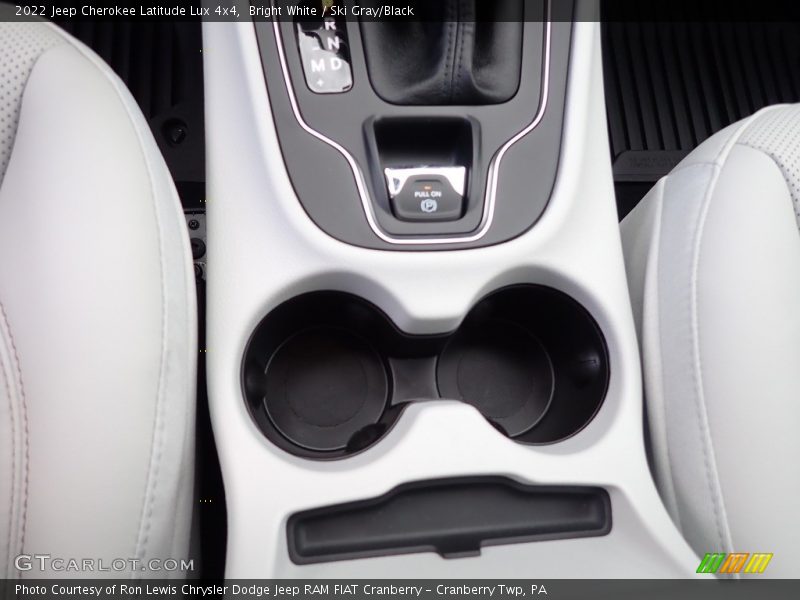 Bright White / Ski Gray/Black 2022 Jeep Cherokee Latitude Lux 4x4