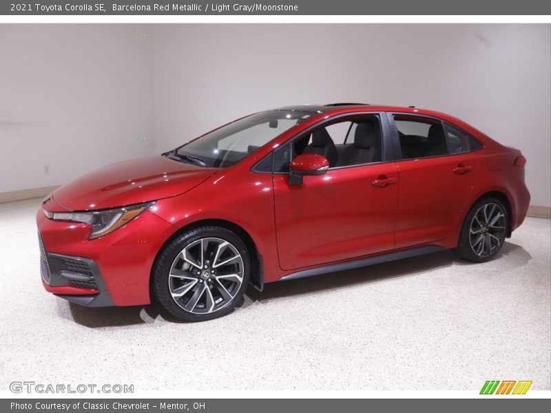 Barcelona Red Metallic / Light Gray/Moonstone 2021 Toyota Corolla SE