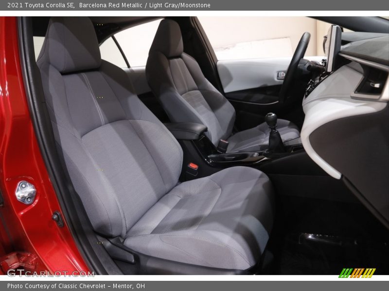 Barcelona Red Metallic / Light Gray/Moonstone 2021 Toyota Corolla SE