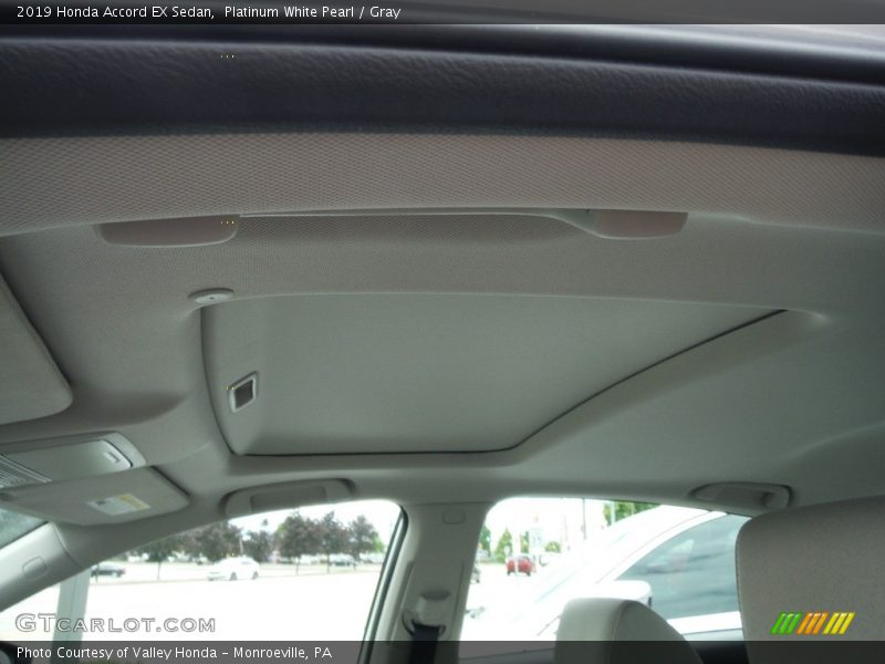 Platinum White Pearl / Gray 2019 Honda Accord EX Sedan