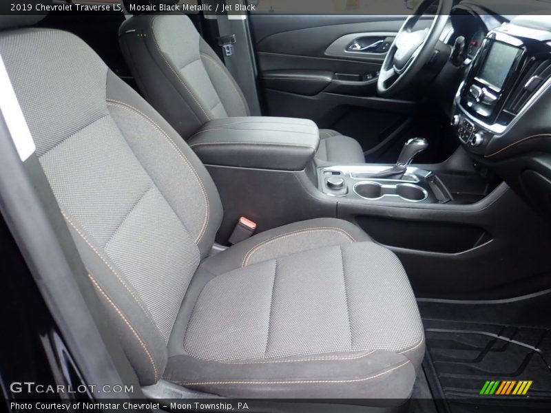 Mosaic Black Metallic / Jet Black 2019 Chevrolet Traverse LS