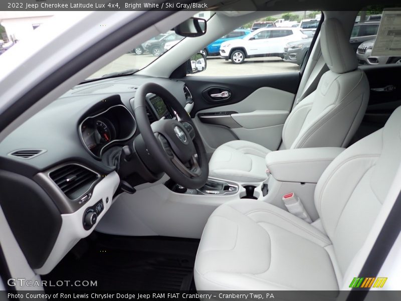 Bright White / Ski Gray/Black 2022 Jeep Cherokee Latitude Lux 4x4