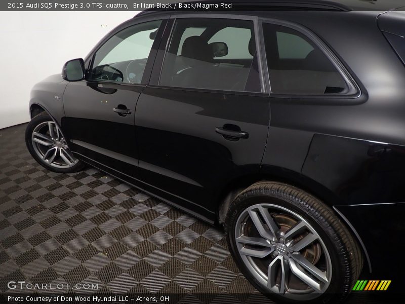 Brilliant Black / Black/Magma Red 2015 Audi SQ5 Prestige 3.0 TFSI quattro