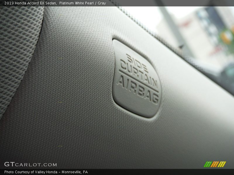 Platinum White Pearl / Gray 2019 Honda Accord EX Sedan