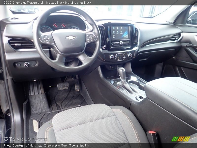 Mosaic Black Metallic / Jet Black 2019 Chevrolet Traverse LS