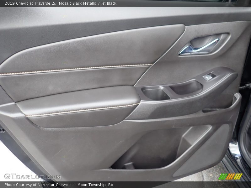 Mosaic Black Metallic / Jet Black 2019 Chevrolet Traverse LS