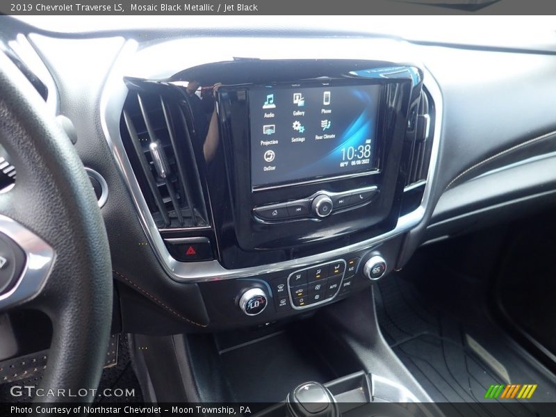 Mosaic Black Metallic / Jet Black 2019 Chevrolet Traverse LS
