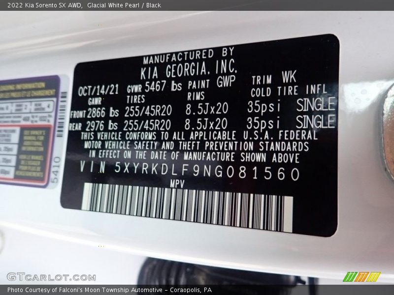 Glacial White Pearl / Black 2022 Kia Sorento SX AWD