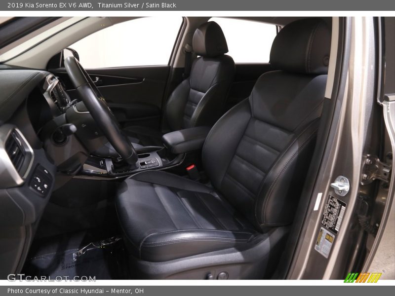 Front Seat of 2019 Sorento EX V6 AWD