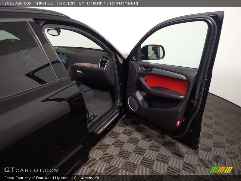 Brilliant Black / Black/Magma Red 2015 Audi SQ5 Prestige 3.0 TFSI quattro