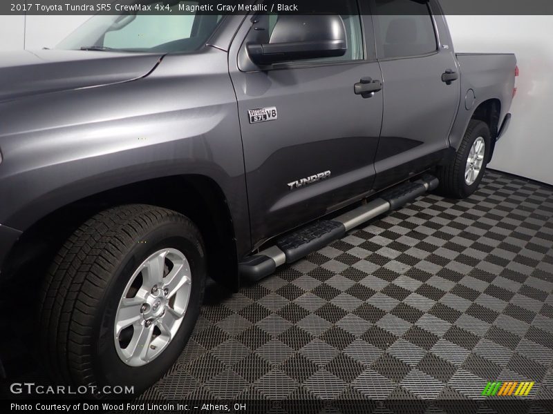 Magnetic Gray Metallic / Black 2017 Toyota Tundra SR5 CrewMax 4x4