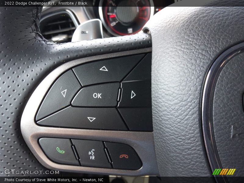 Frostbite / Black 2022 Dodge Challenger R/T