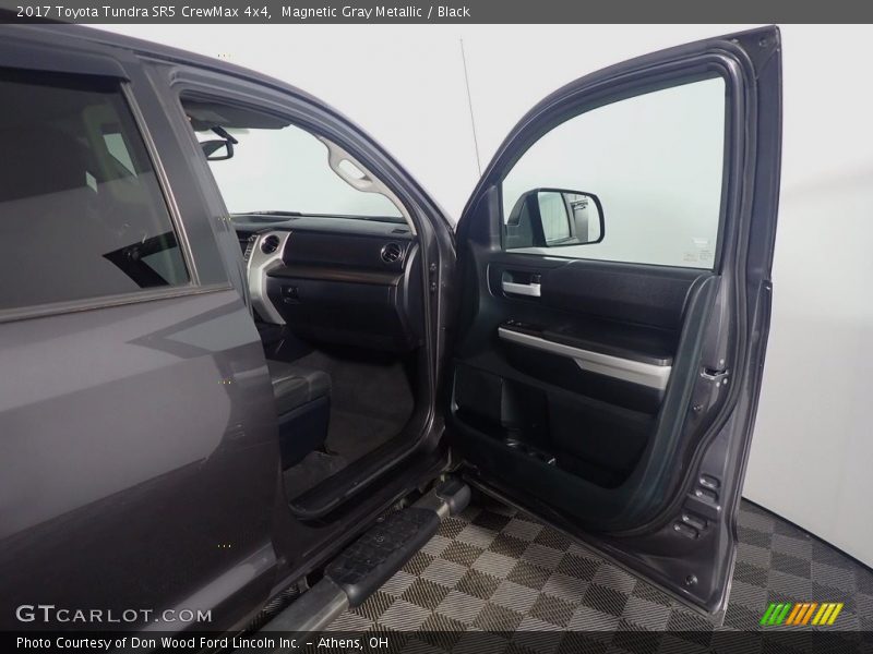Magnetic Gray Metallic / Black 2017 Toyota Tundra SR5 CrewMax 4x4
