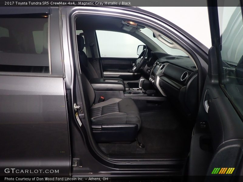 Magnetic Gray Metallic / Black 2017 Toyota Tundra SR5 CrewMax 4x4