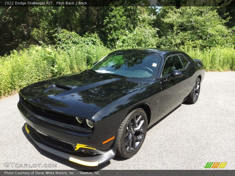 Pitch Black / Black 2022 Dodge Challenger R/T