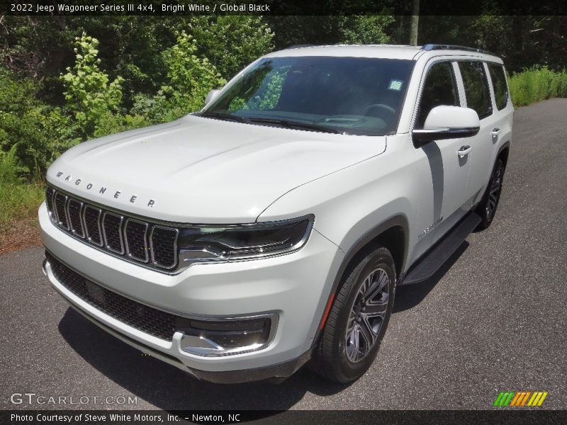 Bright White / Global Black 2022 Jeep Wagoneer Series III 4x4