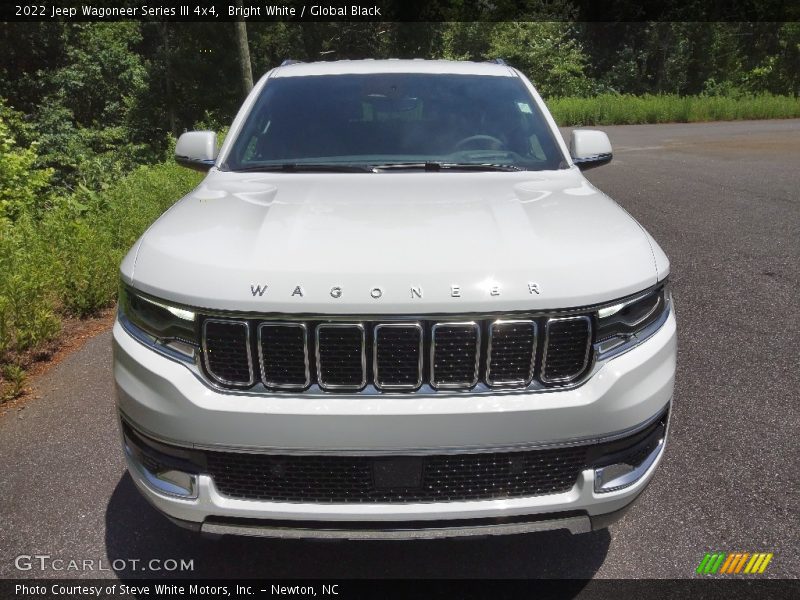 Bright White / Global Black 2022 Jeep Wagoneer Series III 4x4