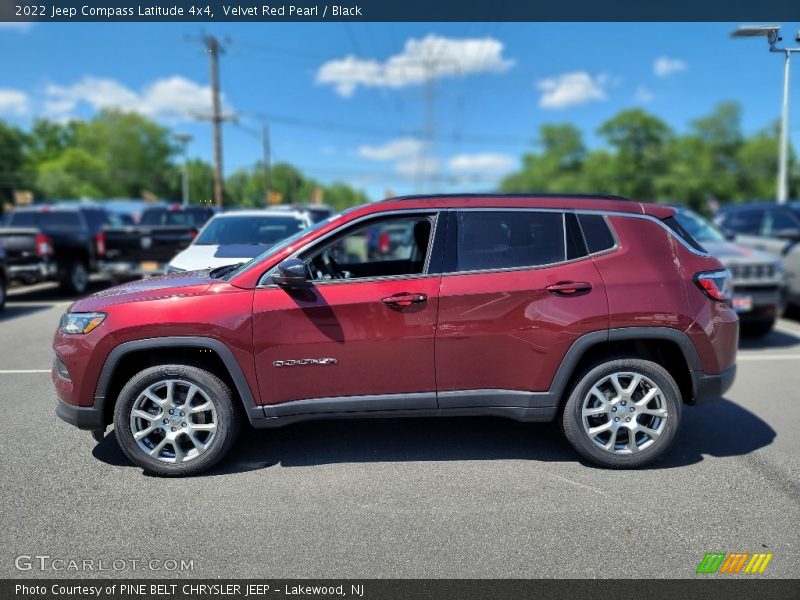 Velvet Red Pearl / Black 2022 Jeep Compass Latitude 4x4