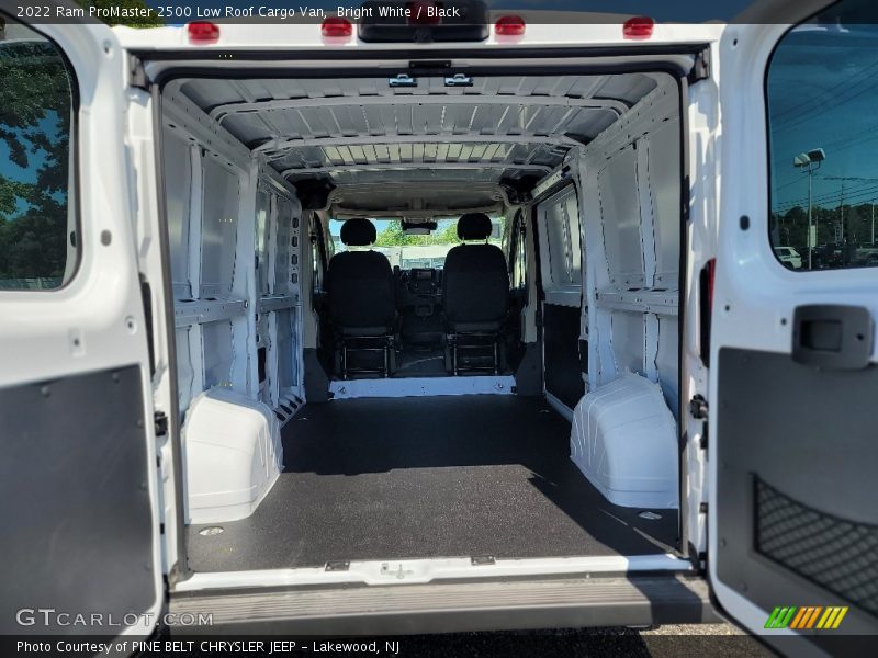 Bright White / Black 2022 Ram ProMaster 2500 Low Roof Cargo Van